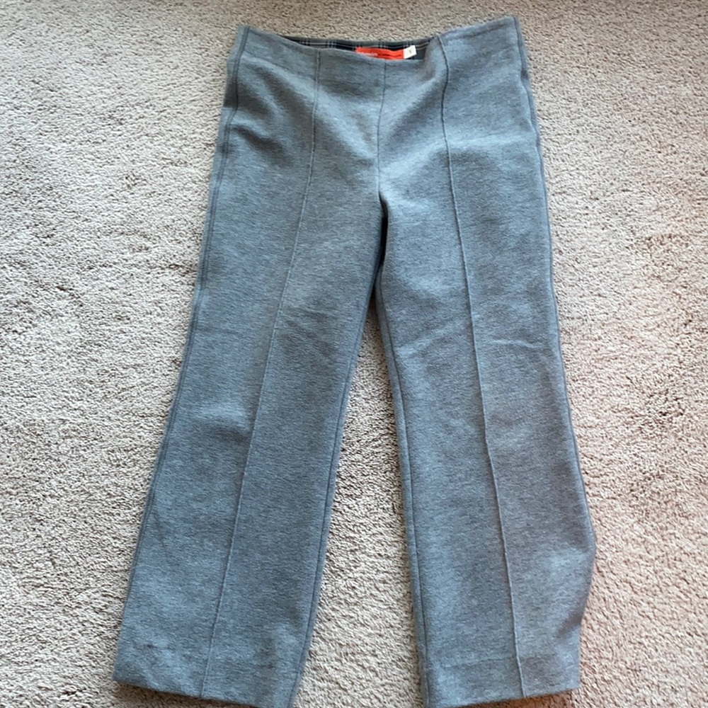 Adorable cropped gray Anthropologie pants